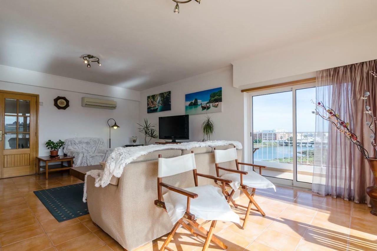 Marina And Atlantic Ocean View Apartment Lagos Exterior photo